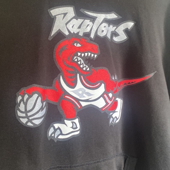 Boys Mitchell and Ness Black Raptors Hoodie in XL - Picture 4 of 12